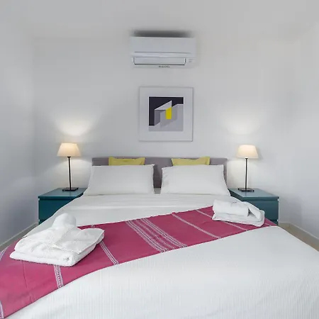 Extravagantes In Perfekter Lage - 300 Meter Zum Und 100 Meter Ins Zentrum Apartment