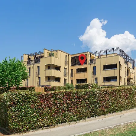 Apartment Extravagantes In Perfekter Lage - 300 Meter Zum Und 100 Meter Ins Zentrum Porec